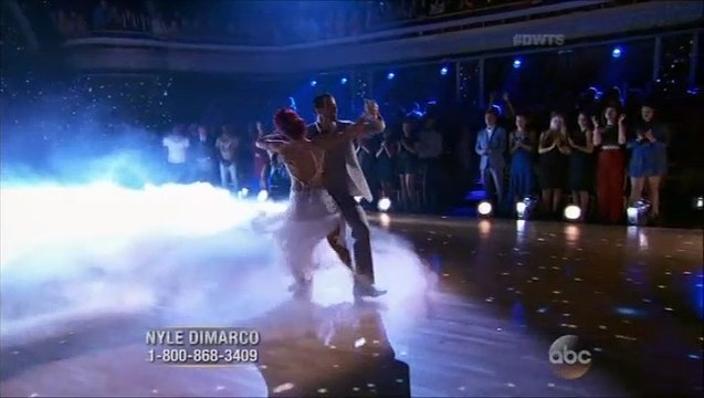 Nyle DiMarco & Sharna Burgess - Viennese Waltz