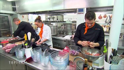 Coline met de la bonne humeur dans ses cuisines