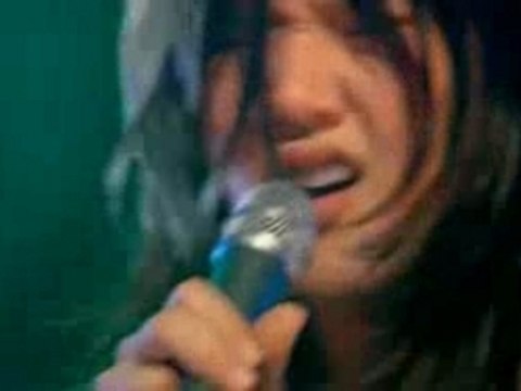 CSS - Alala (Live Jools Holland 2007)