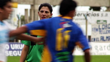 Mujeres de Overol - Arbitro