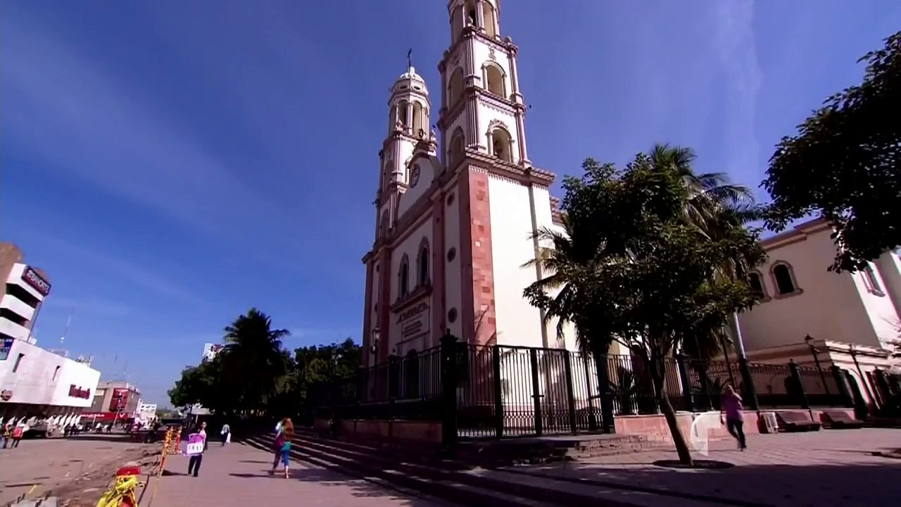 La esposa de El Chapo, Emma Coronel, habla con Telemundo 5/5 | Noticias | Noticias Telem