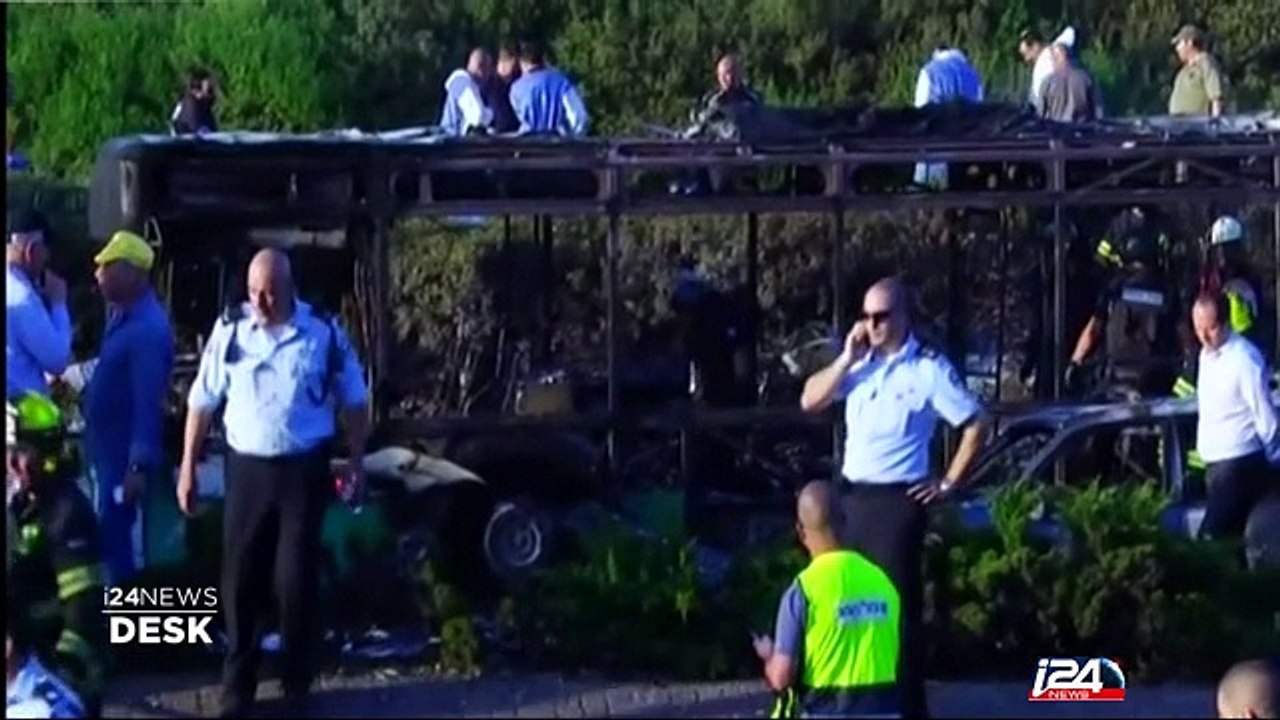 Terror in Israel: more than 20 hurt in bombing in Jerusalem bus