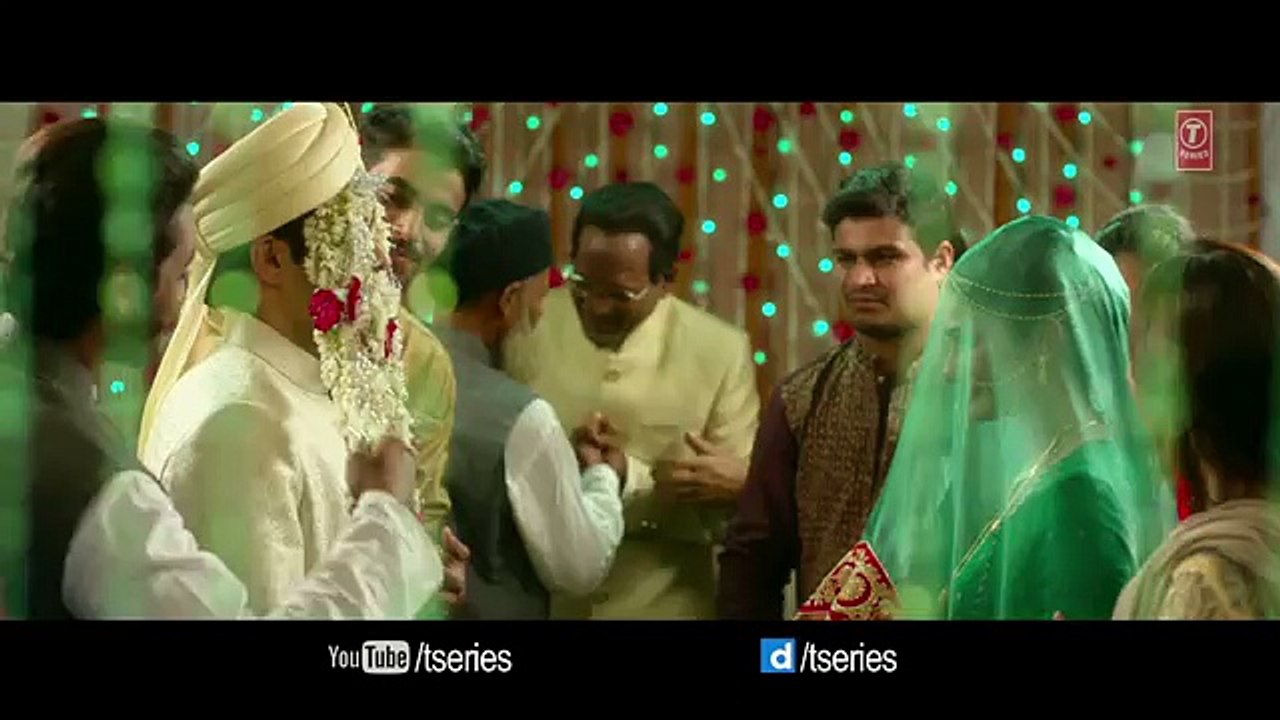 Itni_Si_Baat_Hain_Video_Song___AZHAR___Emraan_Hashmi,_Prachi_Desai___Arijit_Sing