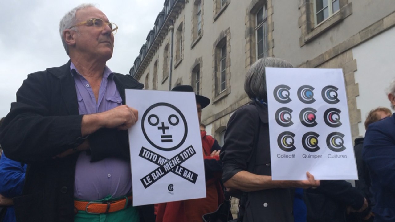 Mobilisation à Quimper pour Le Quartier, centre...