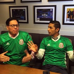 Fuera de Lugar - Mariano, John y el "Emperador" al medio tiempo de México-Jamaica