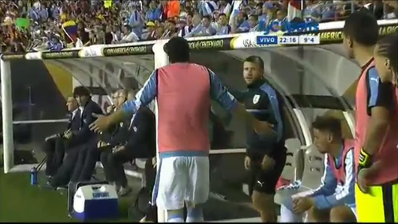 Luis Suarez Getting Frustrated For Not Playing vs Venezuela!