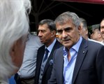 Tanju Gürsu'nun Görmek İstediği Şenol Güneş, Cenazeye Geldi