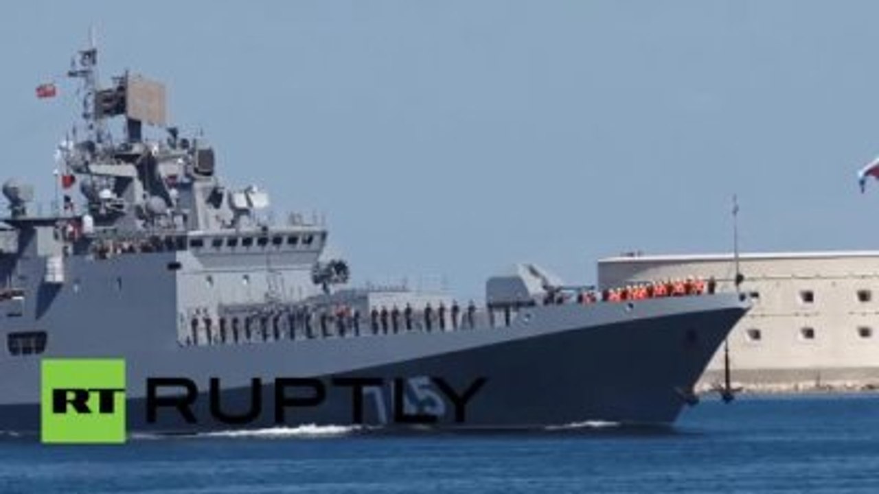 Rusya Karadeniz Filosu Komutanı ?umarım Türkiye ile Kriz Sona Erer?