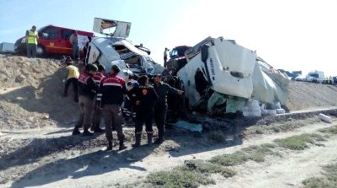 Konya'da Feci Kaza: 7 Ölü