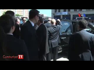 Erdoğan'ın korumaları ile gizli servis böyle itişti