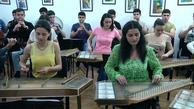 Cet orchestre traditionnel Arménien joue du System of a Down - Tribute to SOAD