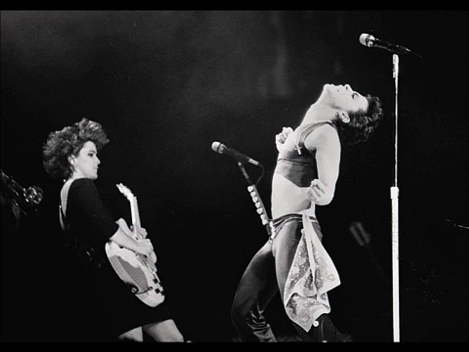 Prince - Witness 4 The Prosecution (#2) (1986)