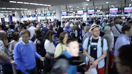 La vidéo des longues files après la coupure de courant à Brussels Airport