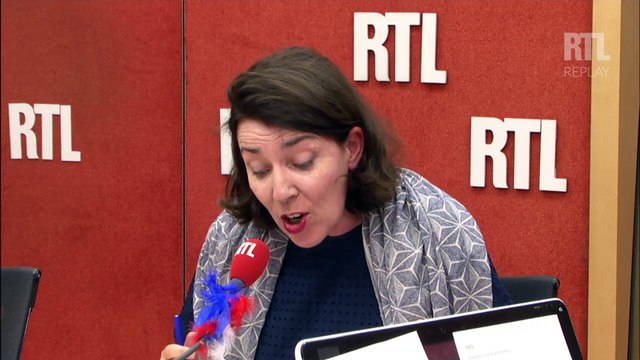 Euro 2016 : Tous tout nu au stade ! contre le terrorisme, propose Guillemette Faure