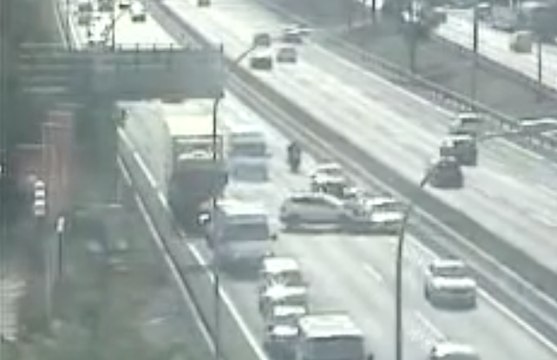 VÍDEO: Mira este accidente múltiple provocado por un camión