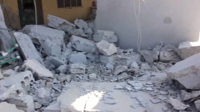 Rus Savaş Uçakları Kefr Hamra Beldesindeki Sivil Savunma Merkezini Vurdu