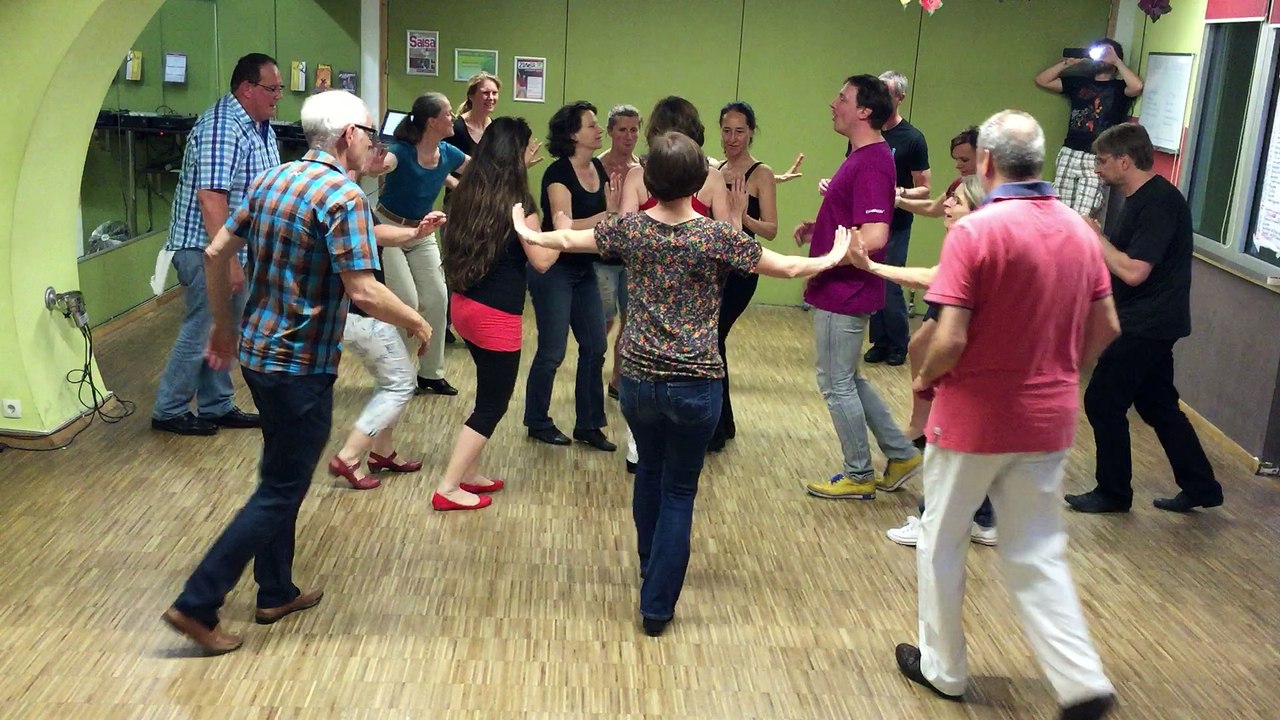 Rueda Flashmob Bonn 2016 - Choreo mit 2 Kreisen