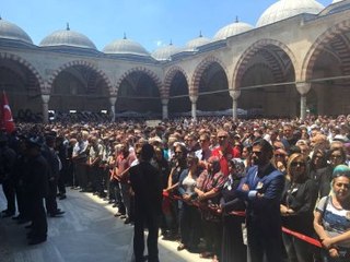 Şehit Cenazesinde Atatürk Anılınca Alkış Tufanı Koptu