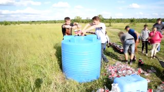 1000 ЛИТРОВ КОКА КОЛА   МЕНТОС   1000 liters of Coca Cola   Mentos