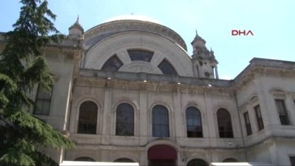 Başbakan Yıldırım Cuma Namazını Dolmabahçe Camii'nde Kıldı