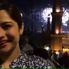 Neelam Muneer Selfi video lahore fire work