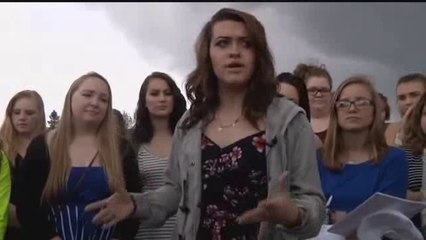 Cette étudiante s'est fait renvoyer de son lycée car elle ne portait pas de soutien-gorge