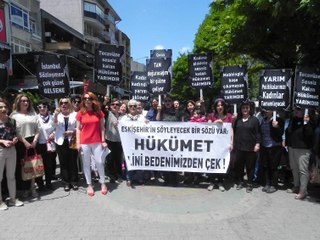 Kadınlardan hükümete tepki: Asla yarım olmayacağız