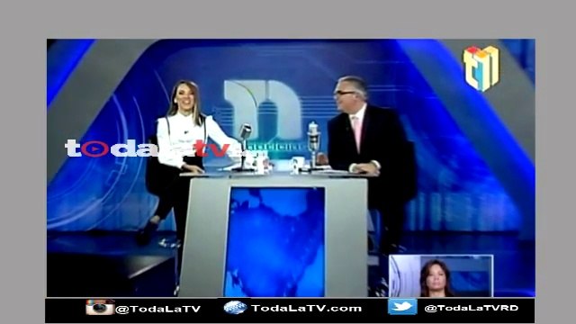 Karina Larrauri lectora en Telenoticias? Mirala -Telenoticias-Video