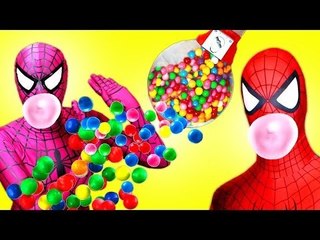 Spiderman & Pink Spidergirl vs Joker! w / Bubble Gums! Superhero Fun in Real Life 2016