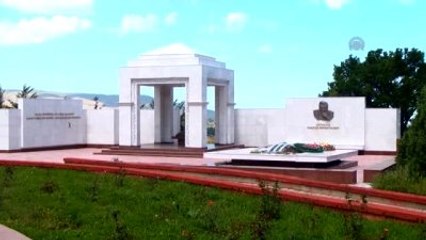 Kırgız Yazar Aytmatov, Vefatının 8. Yılında Anıldı
