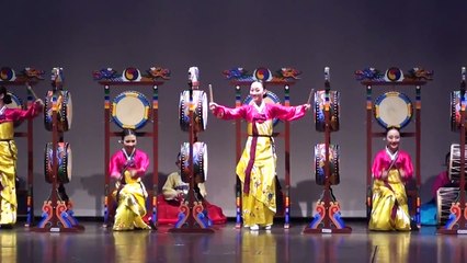 五鼓舞. Korean traditional dance