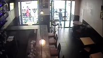 La serveuse d’un bar se fait gifler parce qu’elle sert de l’alcool pendant le ramadan (Nice)