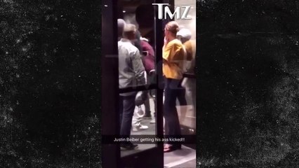 Justin Bieber se bat contre un homme plus costaud au bas de son hotel