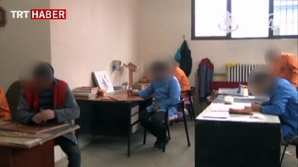 Cezaevinde meslek öğrenip para kazanıyorlar