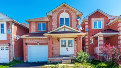 44 Clandfield St (Markham Rd / 14th Ave.) in Markham