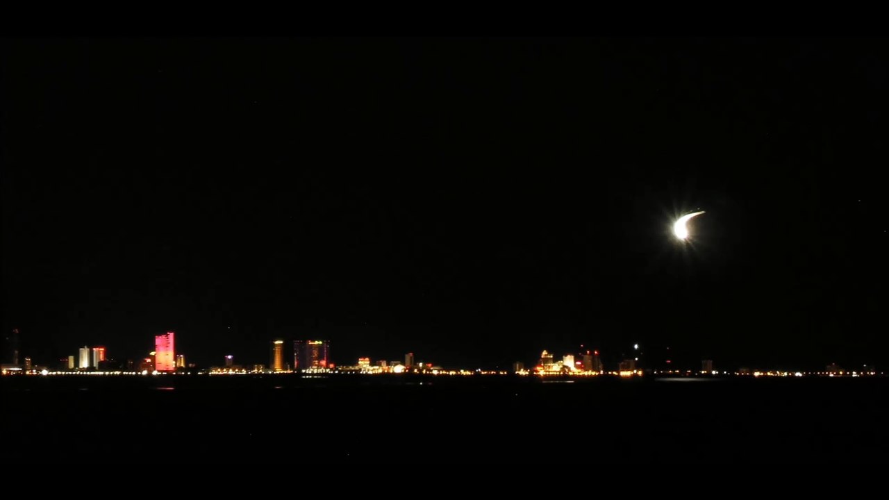 Giant ufos Cigar Brigantine New jersey,23.11.2015.