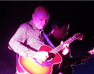 The Smashing Pumpkins Landslide Acoustic Cover Live