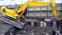 people are awesome crazy heavy equipment doing crazy things, crazy russian crash compilation