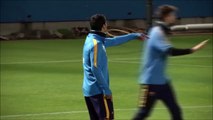 Leo Messi scores ridiculous goal in Barcelona training. Luis Suarez cant believe it
