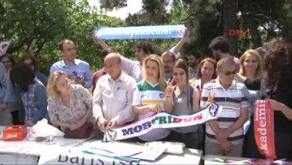 Özgürlük Nöbetine Gezi Olayları Sırasında Ölenlerin Ailelerinden Destek