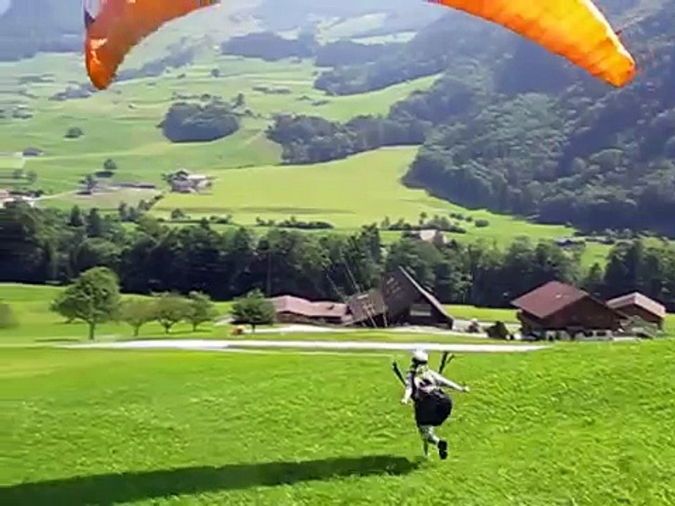 my first experience with the glider aka "headless chicken running"