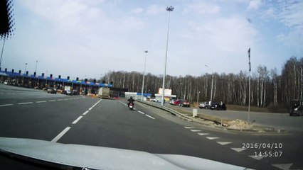 Une femme à deux doigts de tuer son mari avec son BMW