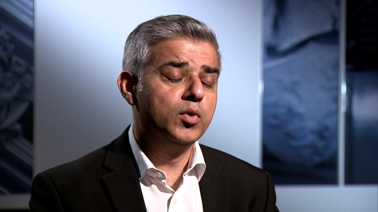 Sadiq Khan: Cameron's remarks 'disappointing and ludicrous'