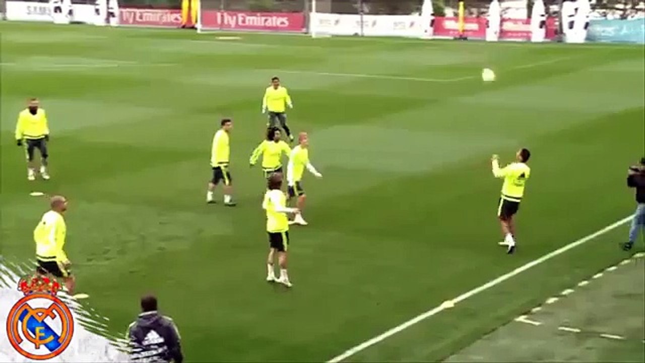 Great move by Keylor Navas in training Real Madrid