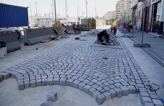Le 18:18 - Chantier du Vieux-Port de Marseille : les terrasses reviennent, les bouchons disparaissent