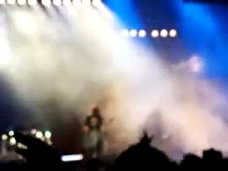 Foo Fighters - Break Out