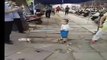 wow Toddler picked up steel pipe to defend his grandma from ‪China‬'s 2016 2urban management force