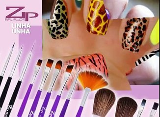 Pinceis para decorações de unhas