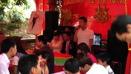 Cô dâu muốn khóc khi nghe người cũ hát tặng ' Chỉ Còn Lại Tinh Yêu' chatvl luôn