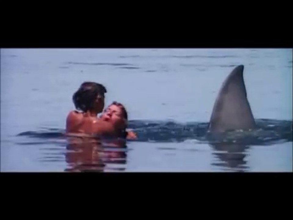 Real lost scene(IN CINEMA SHOOTING SHARK KILL A ACTOR)